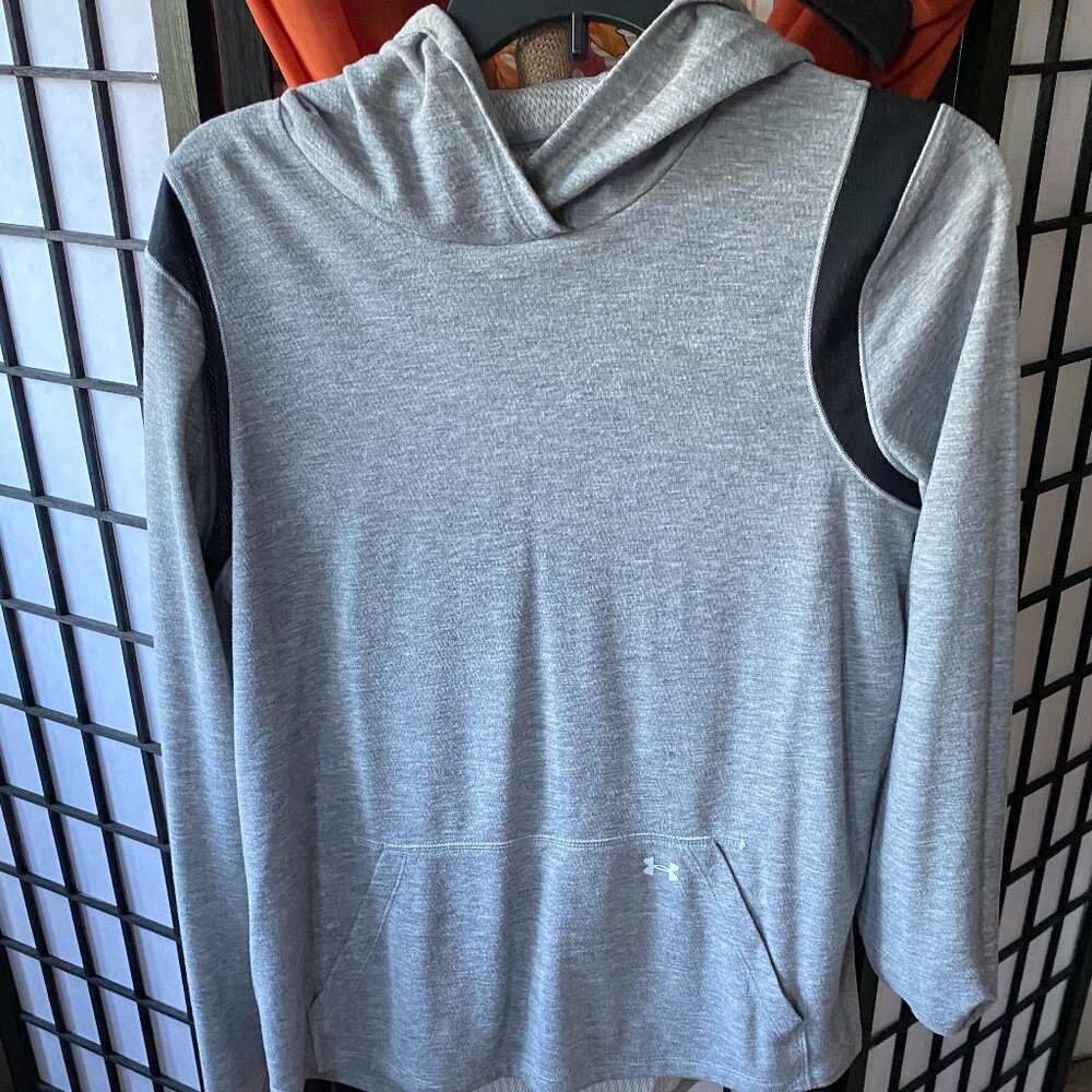 Under Armour light hoodie